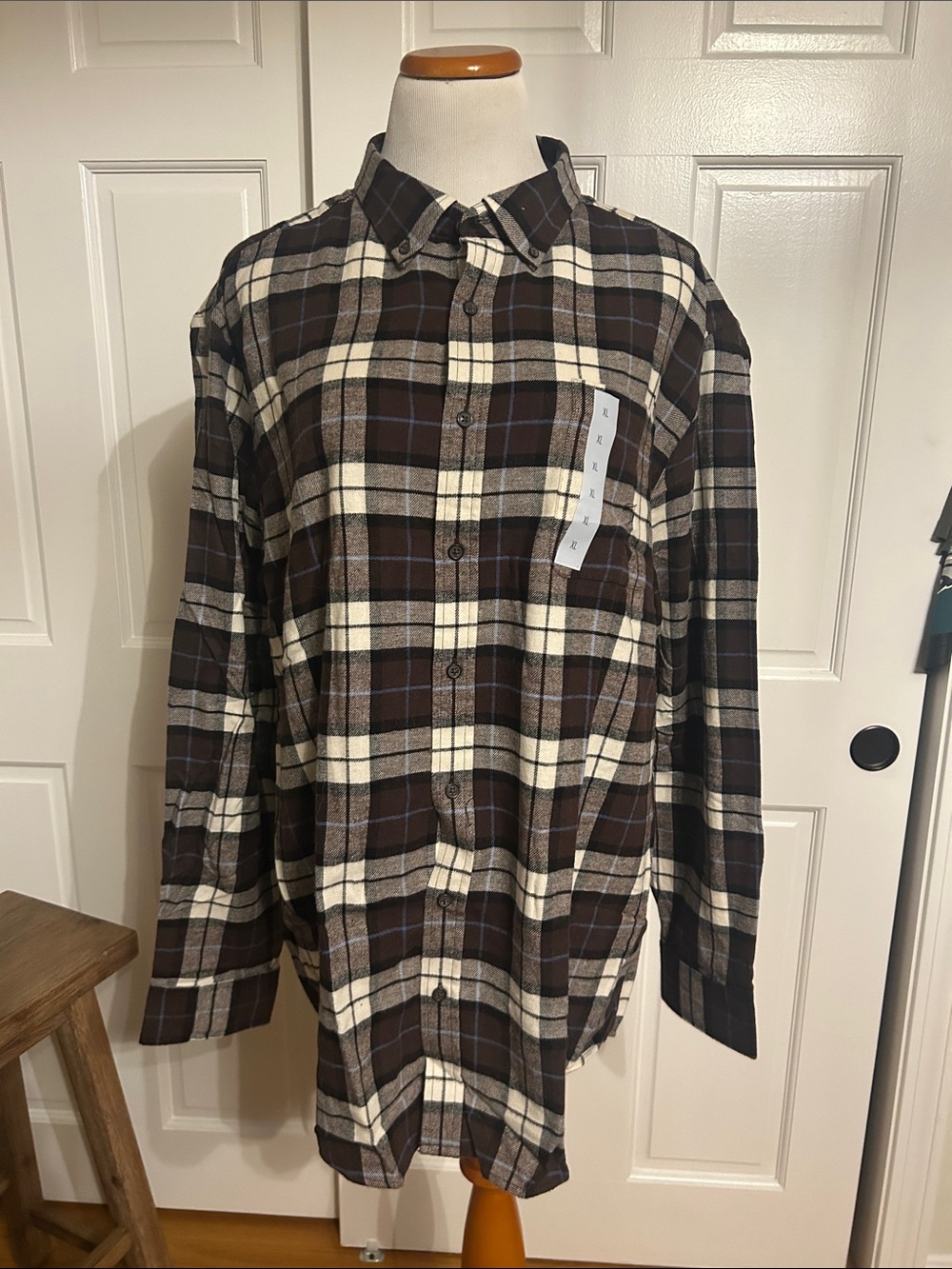 croft & barrow 100% cotton Super soft Brown and Cream Plaid flannel Shirt